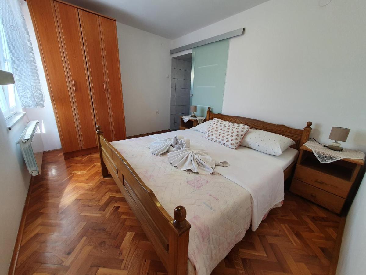 Apartments & Rooms Krk Krk Town Exterior foto